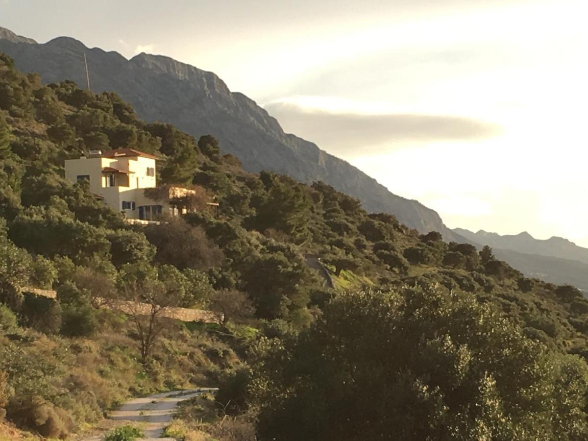 Villa Lir Tholos  Exterior photo